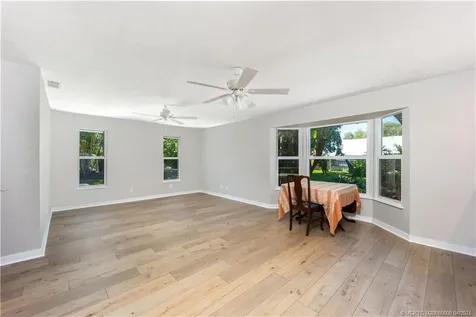 8475 SE Bayberry Terrace Hobe Sound FL 33455