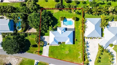 8475 SE Bayberry Terrace Hobe Sound FL 33455