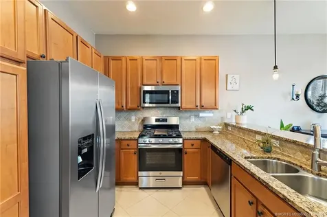 6135 NW Helmsdale Way Port Saint Lucie FL 34983