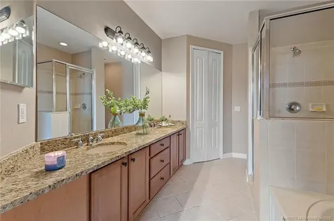 6135 NW Helmsdale Way Port Saint Lucie FL 34983