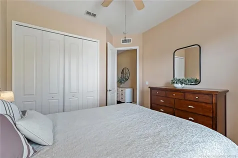 6135 NW Helmsdale Way Port Saint Lucie FL 34983