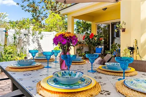 6135 NW Helmsdale Way Port Saint Lucie FL 34983