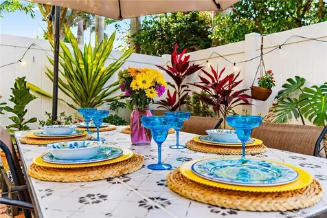 6135 NW Helmsdale Way Port Saint Lucie FL 34983