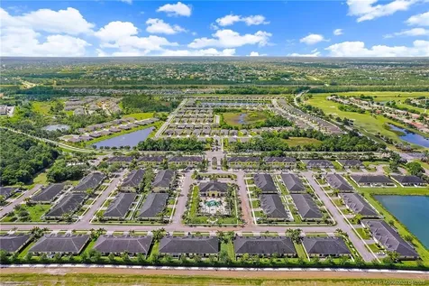 6135 NW Helmsdale Way Port Saint Lucie FL 34983