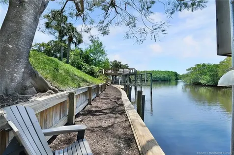 906 SW Magnolia Bluff Drive Palm City FL 34990