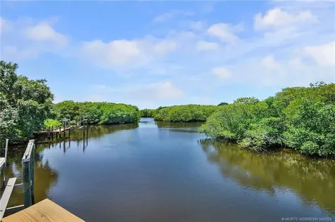 906 SW Magnolia Bluff Drive Palm City FL 34990