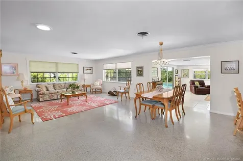 906 SW Magnolia Bluff Drive Palm City FL 34990