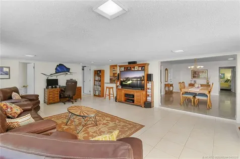 906 SW Magnolia Bluff Drive Palm City FL 34990