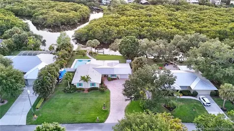 906 SW Magnolia Bluff Drive Palm City FL 34990