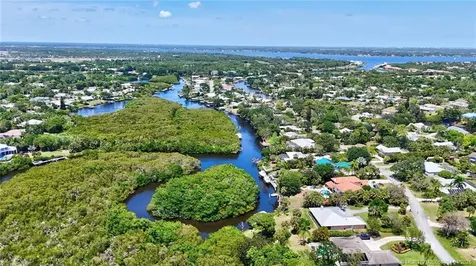 906 SW Magnolia Bluff Drive Palm City FL 34990