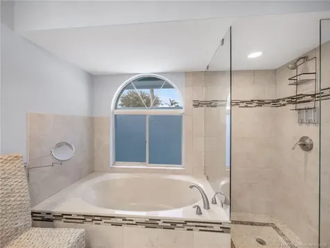 1409 SW Aachen Avenue Port St Lucie FL 34953