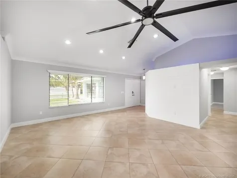 1409 SW Aachen Avenue Port St Lucie FL 34953