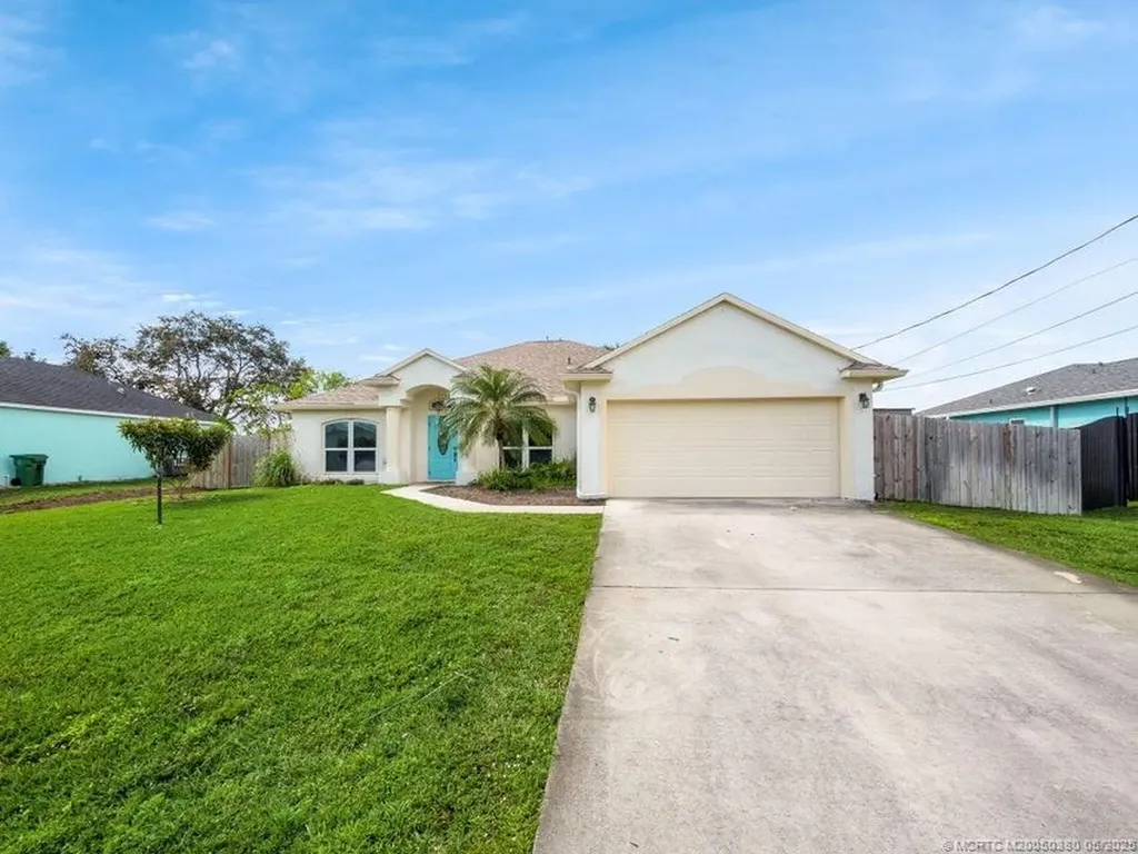 3708 SW Hale Street Port Saint Lucie FL 34953