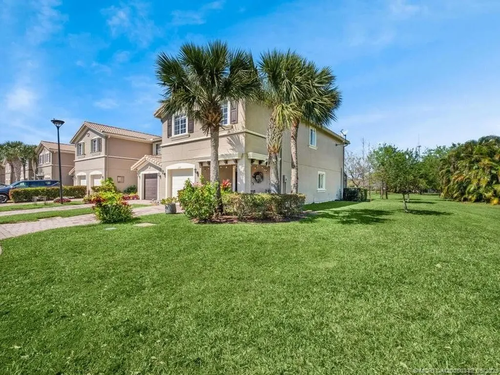 2185 SW Rockport Road Port Saint Lucie FL 34953