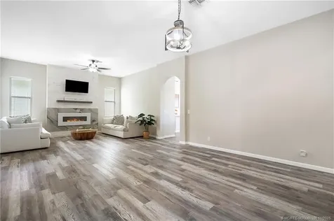 114 NW Berkeley Avenue Port St Lucie FL 34986