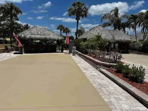 441 NW Sandtrap Lane Port Saint Lucie FL 34986