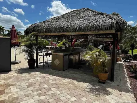 441 NW Sandtrap Lane Port Saint Lucie FL 34986