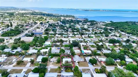 2515 NE Letitia Street Jensen Beach FL 34957