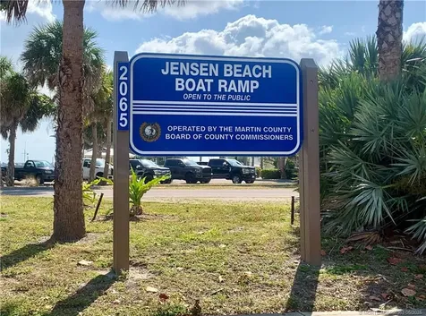 2515 NE Letitia Street Jensen Beach FL 34957