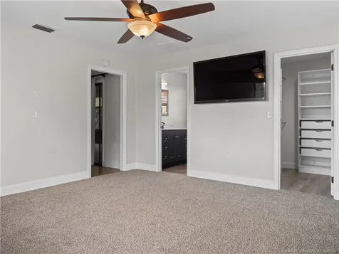 2468 NW Everglades Boulevard Stuart FL 34994
