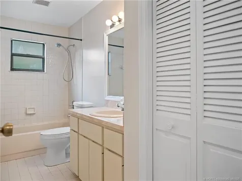 2468 NW Everglades Boulevard Stuart FL 34994