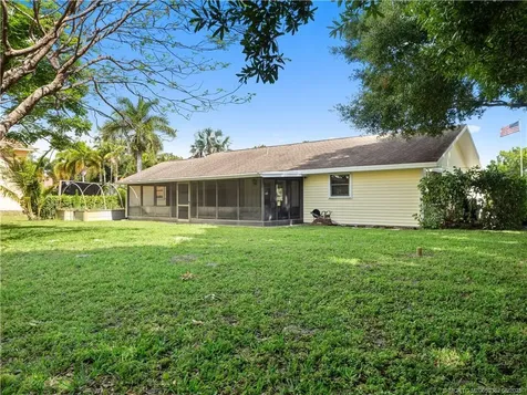 2468 NW Everglades Boulevard Stuart FL 34994