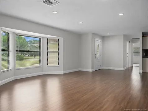 2468 NW Everglades Boulevard Stuart FL 34994