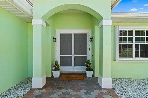 5264 SE Horseshoe Point Road Stuart FL 34997
