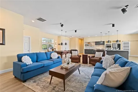 5264 SE Horseshoe Point Road Stuart FL 34997