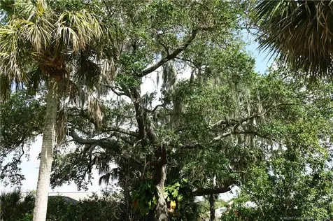 1792 SE Cascella Court Port Saint Lucie FL 34952