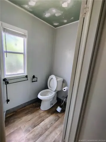 4225 1st Court Lantana FL 33462