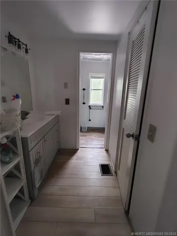 4225 1st Court Lantana FL 33462