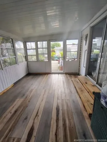 4225 1st Court Lantana FL 33462