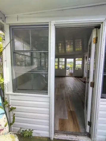 4225 1st Court Lantana FL 33462