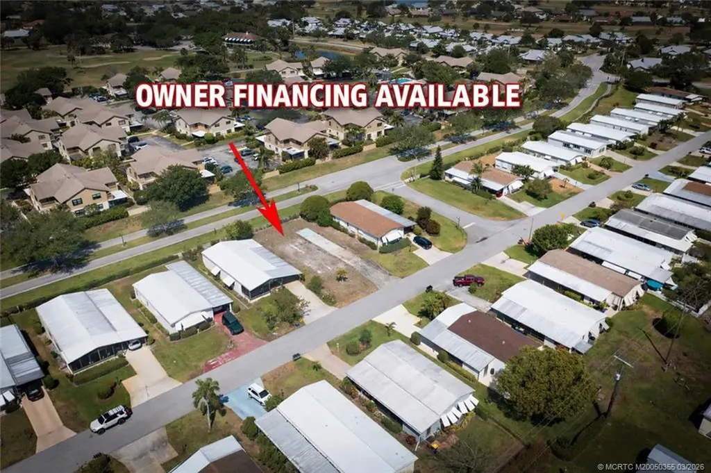 7456 SE Independence Avenue Hobe Sound FL 33455