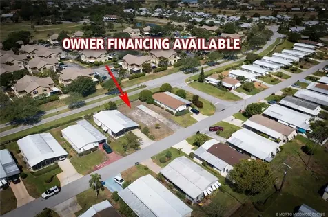 7456 SE Independence Avenue Hobe Sound FL 33455