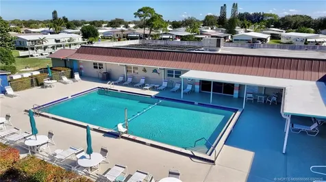 7456 SE Independence Avenue Hobe Sound FL 33455