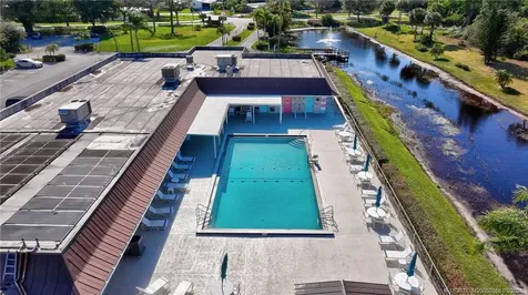 7456 SE Independence Avenue Hobe Sound FL 33455