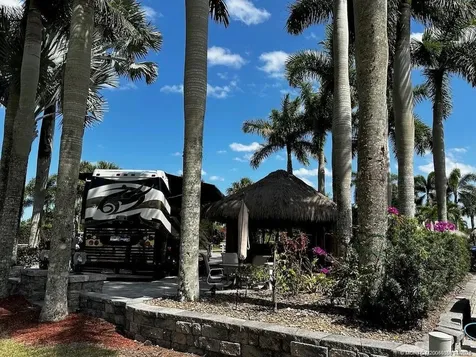 401 NW Chipshot Lane Port Saint Lucie FL 34986