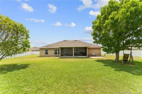 5863 NW Jannebo Court Port St Lucie FL 34986