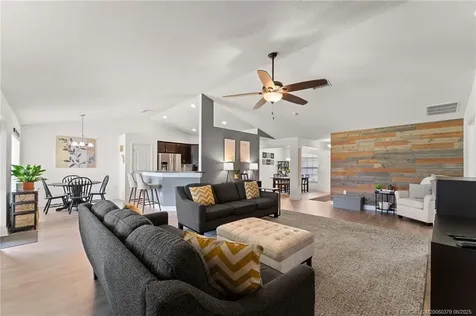 5863 NW Jannebo Court Port St Lucie FL 34986