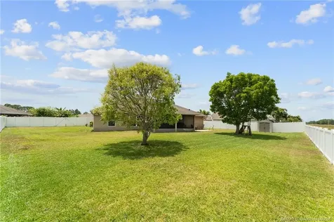 5863 NW Jannebo Court Port St Lucie FL 34986