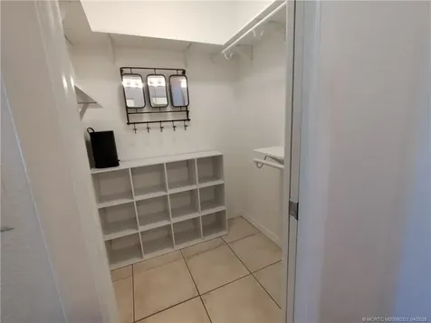 950 S Kanner Highway Stuart FL 34994