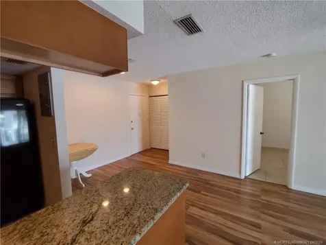 950 S Kanner Highway Stuart FL 34994