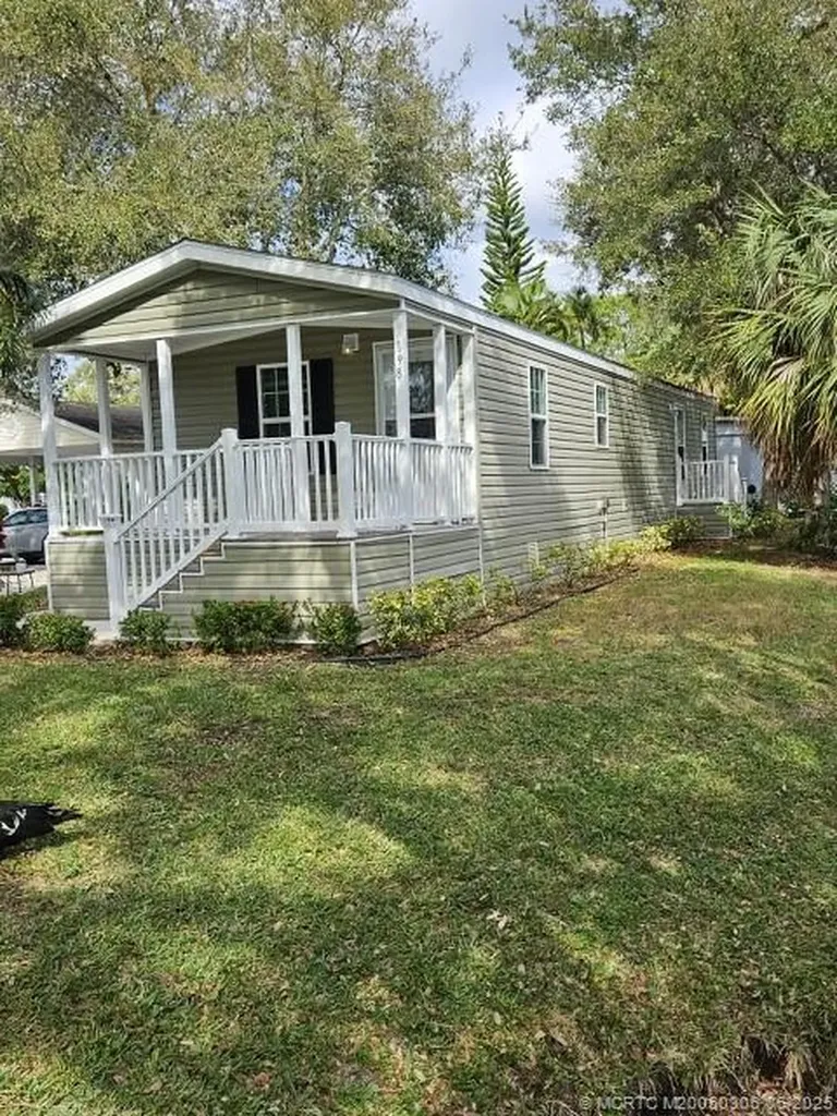 2555 Pga Boulevard Palm Beach Gardens FL 33410