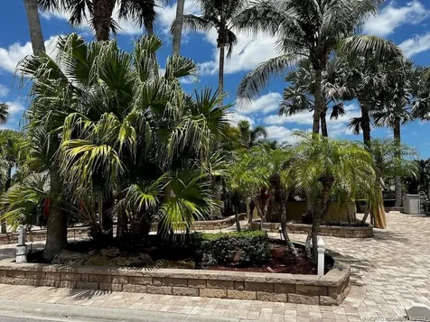 409 NW Chipshot Lane Port Saint Lucie FL 34986