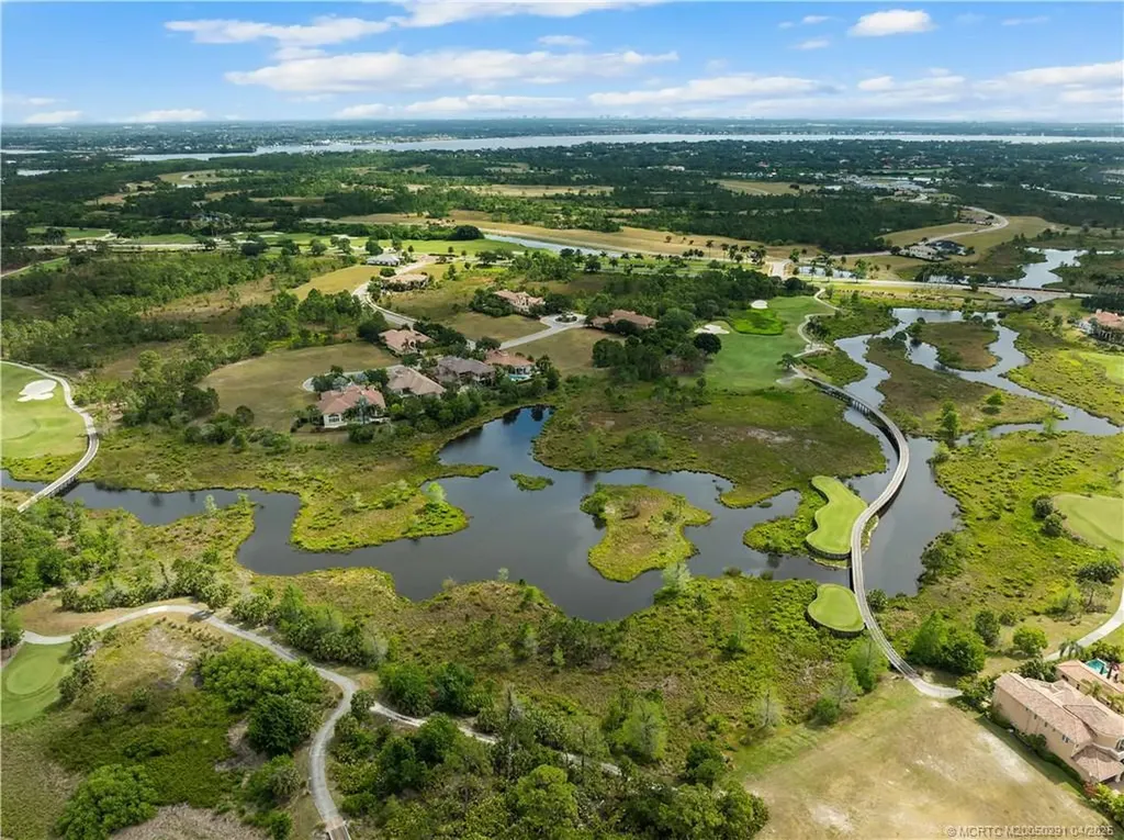 202 SE Via Sanremo Port St Lucie FL 34984