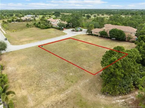 202 SE Via Sanremo Port St Lucie FL 34984