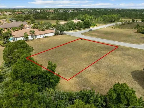 202 SE Via Sanremo Port St Lucie FL 34984