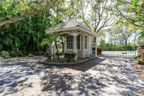 12240 SE Plandome Drive Hobe Sound FL 33455